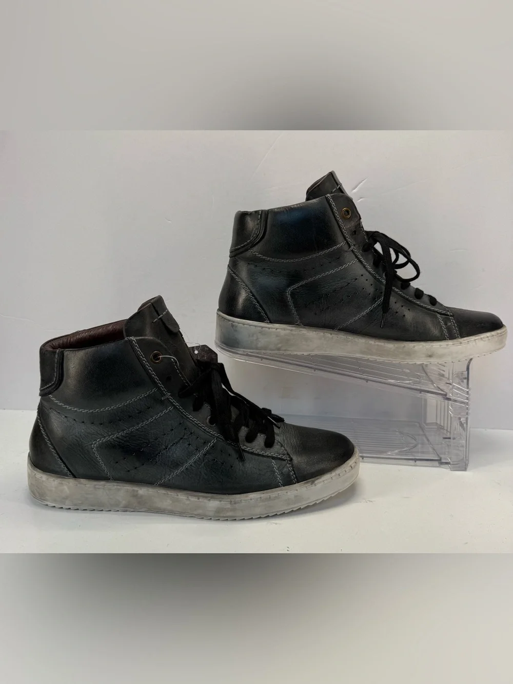 NWT Roan Roost Men's Black High-Top Leather Sneakers with Lace-Up Closure 9.5
